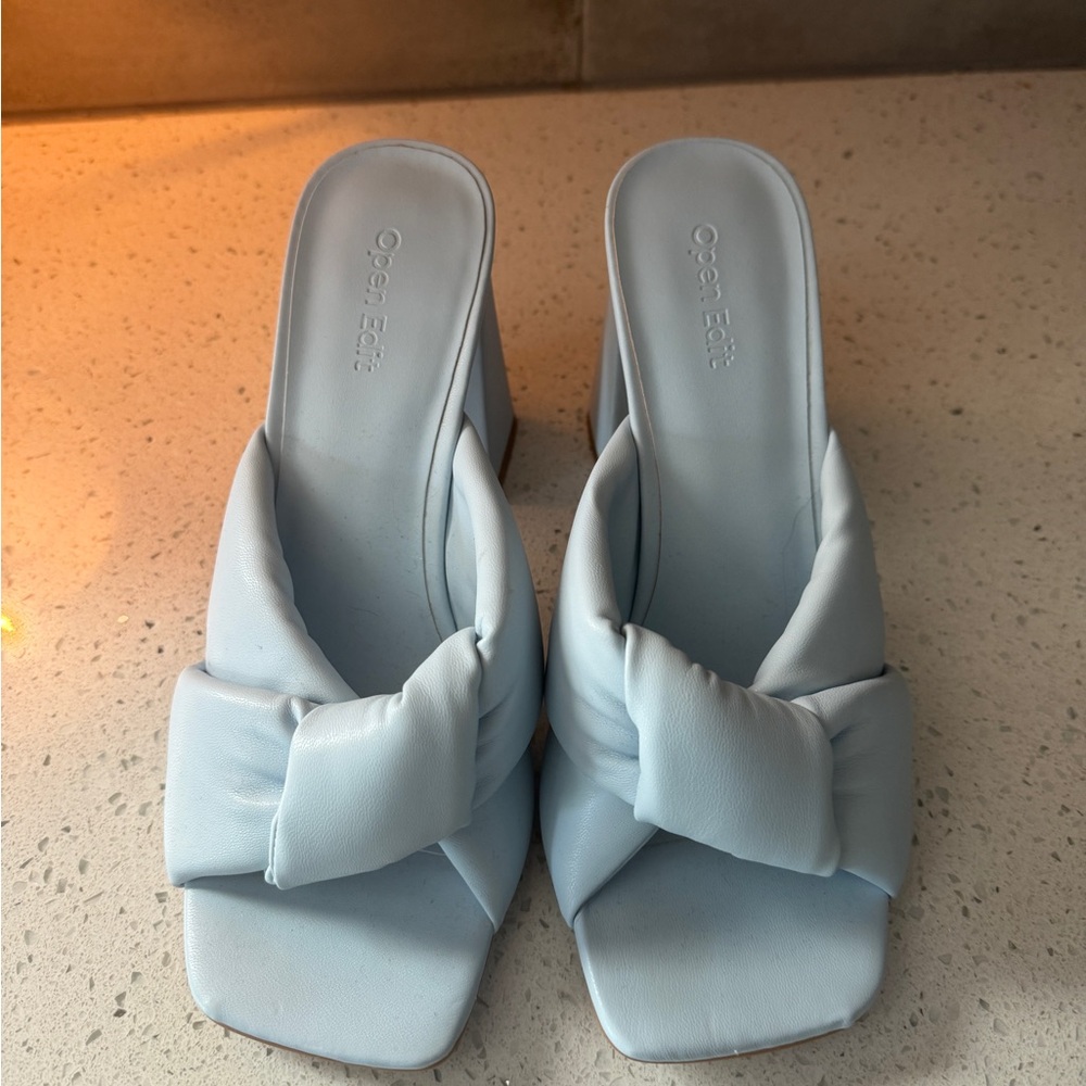BRAND NEW - NEVER WORN Open Edit Blue Heels, Size 8